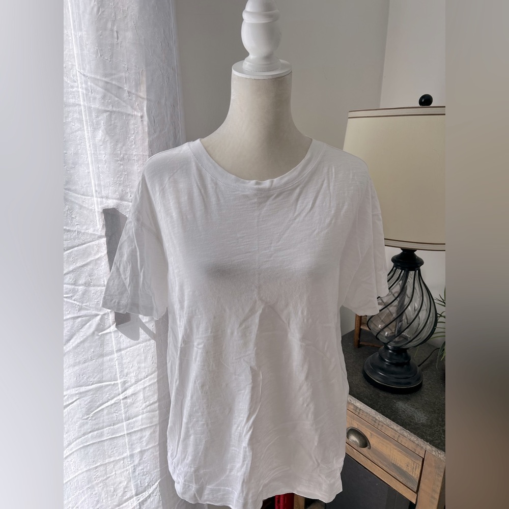 Old Navy vintage Tshirt